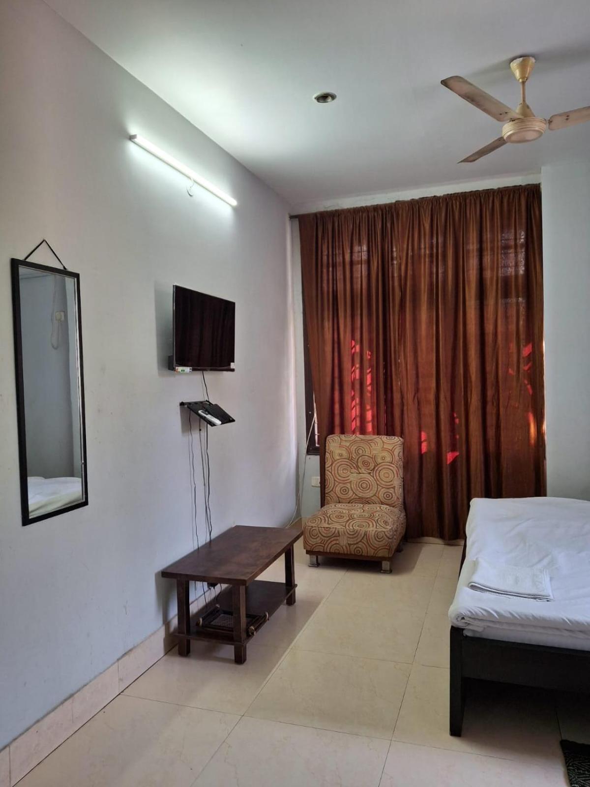 Exotic Villa Homestay Гувахати Екстериор снимка