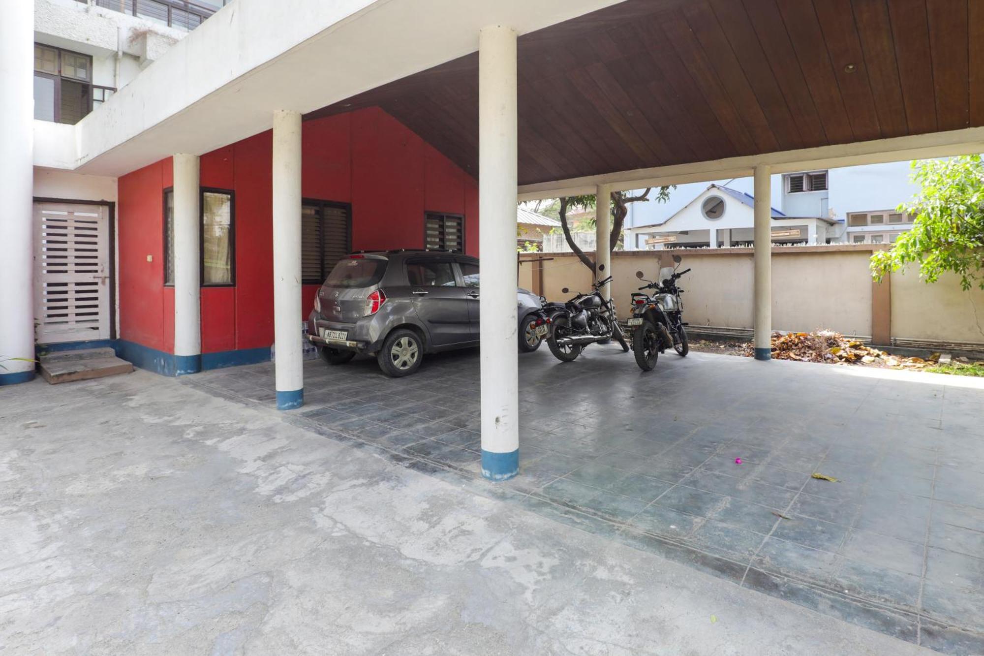 Exotic Villa Homestay Гувахати Екстериор снимка