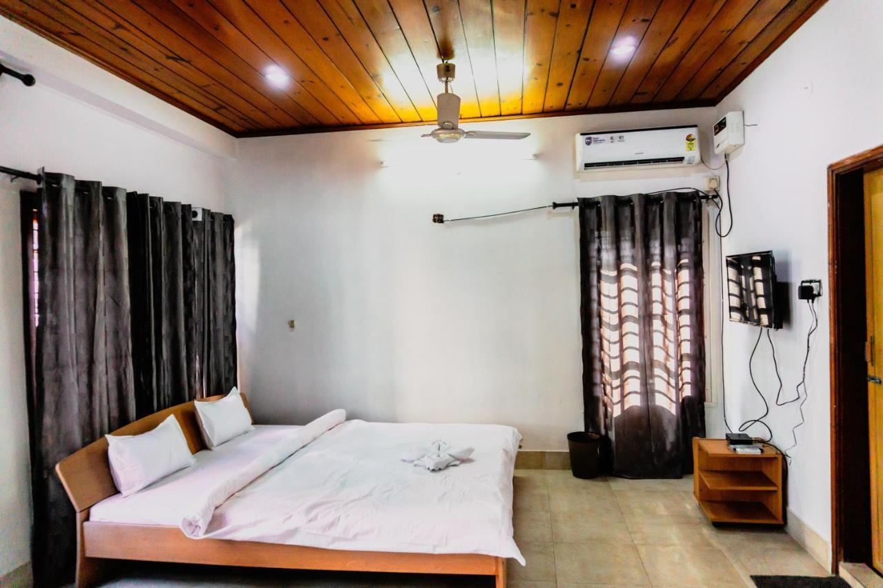 Exotic Villa Homestay Гувахати Екстериор снимка